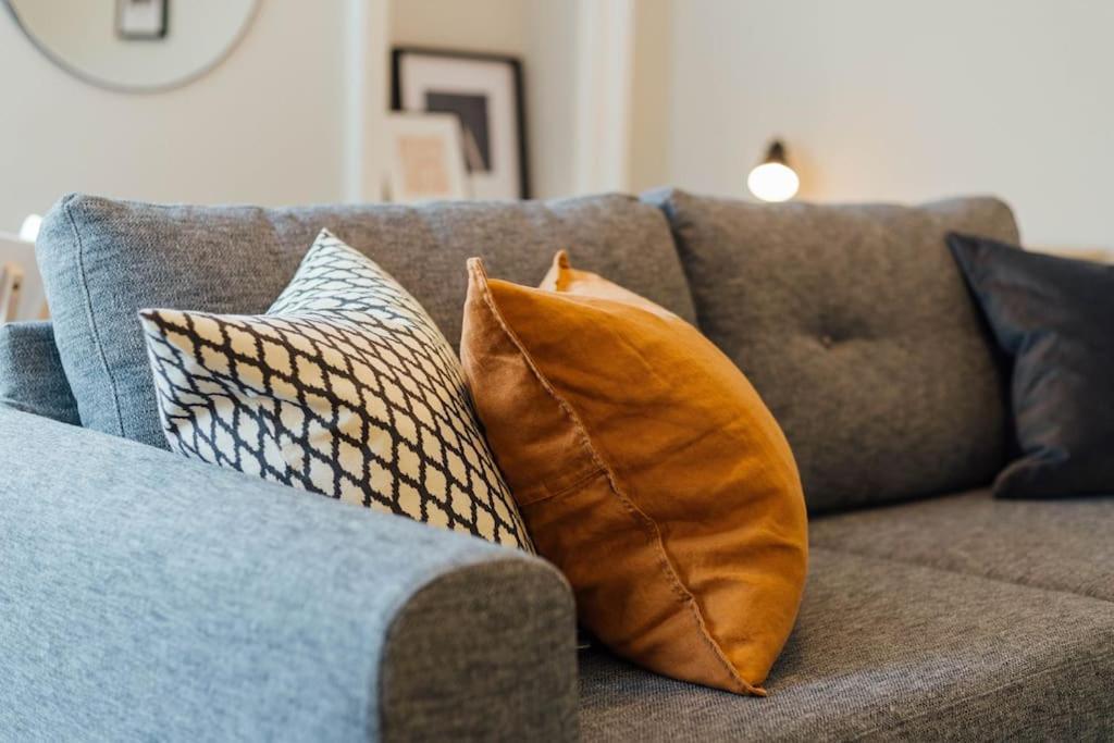 Stylish Stirling Apartment - Free Parking Buitenkant foto